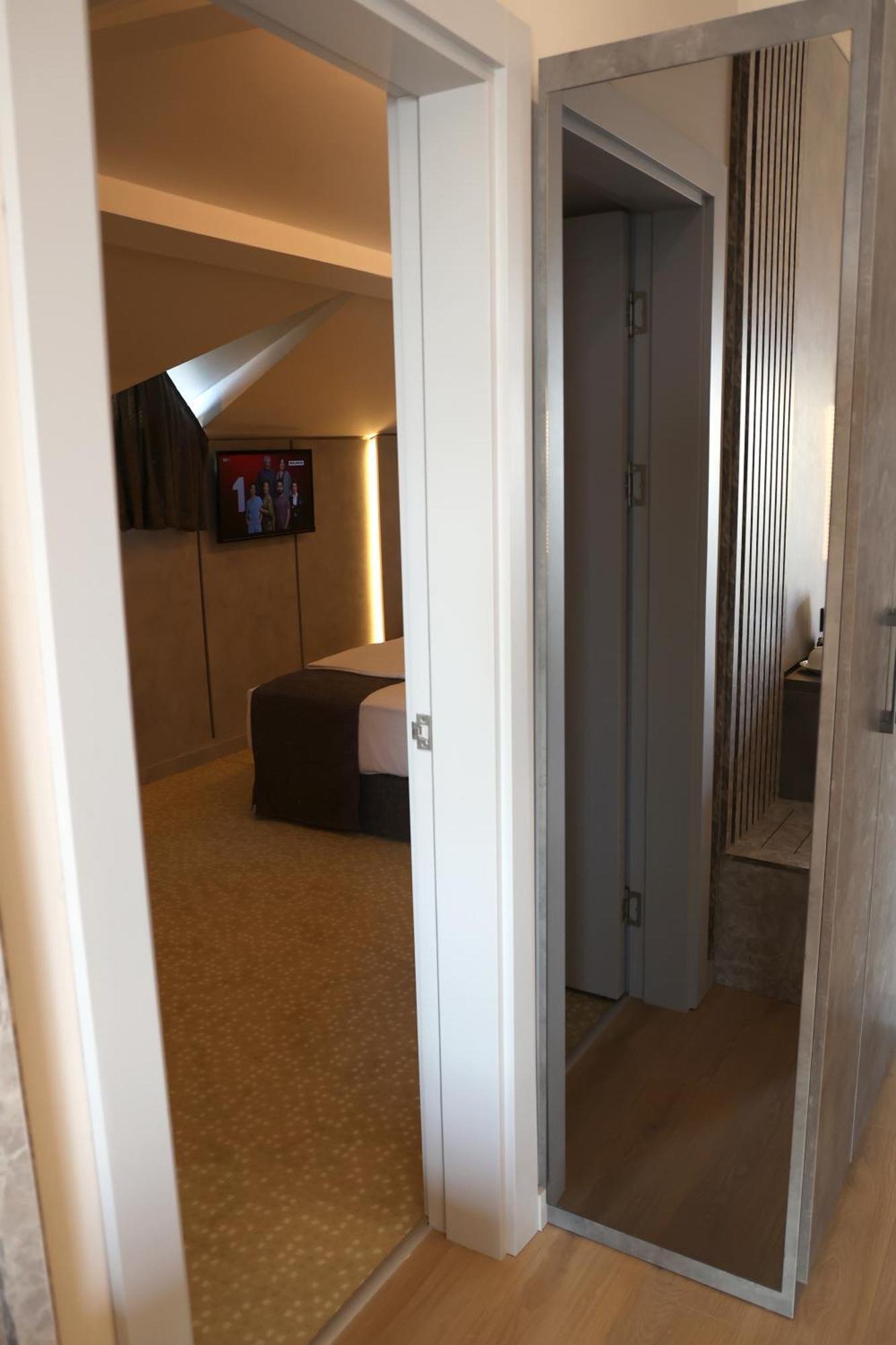 Hotel Lazlakar Sogutlu  Exteriör bild